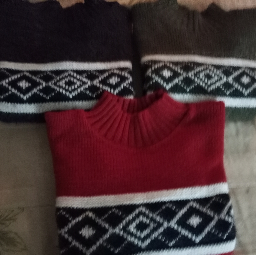 Sweater Bundle - Picture 6 of 9